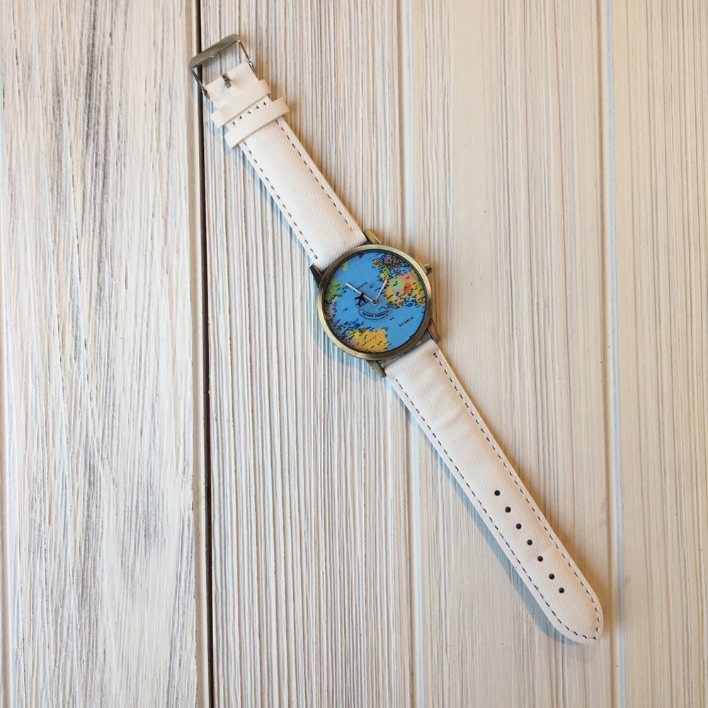 Travel the World Fashion Watch